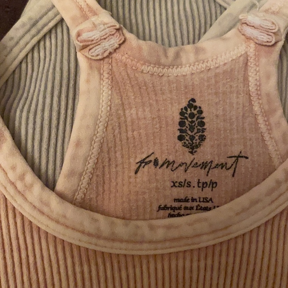 Free People Happiness runs crop - Picture 10 of 10
